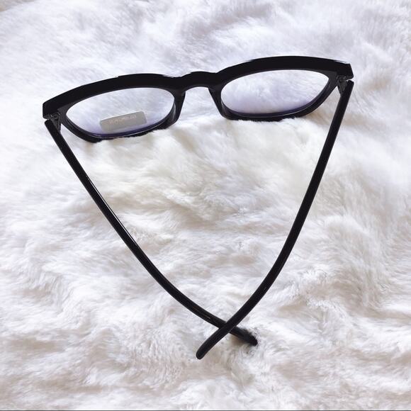 Sienna Black Computer Blue Light Glasses - Picture 10 of 13